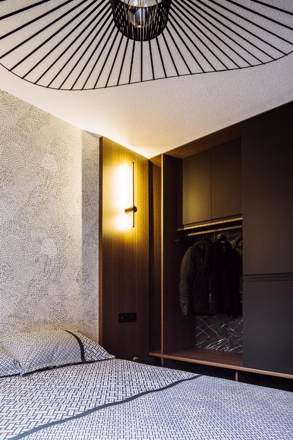 Appartement Henri IV - 2 Pieces - Parking Gratuit à Billere Extérieur photo