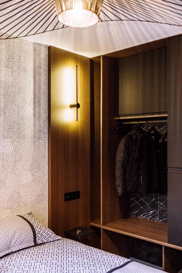 Appartement Henri IV - 2 Pieces - Parking Gratuit à Billere Extérieur photo